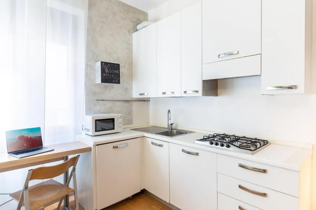 Duomo-Navigli - Design Apartment, Wi-Fi, Netflix ميلان شقة