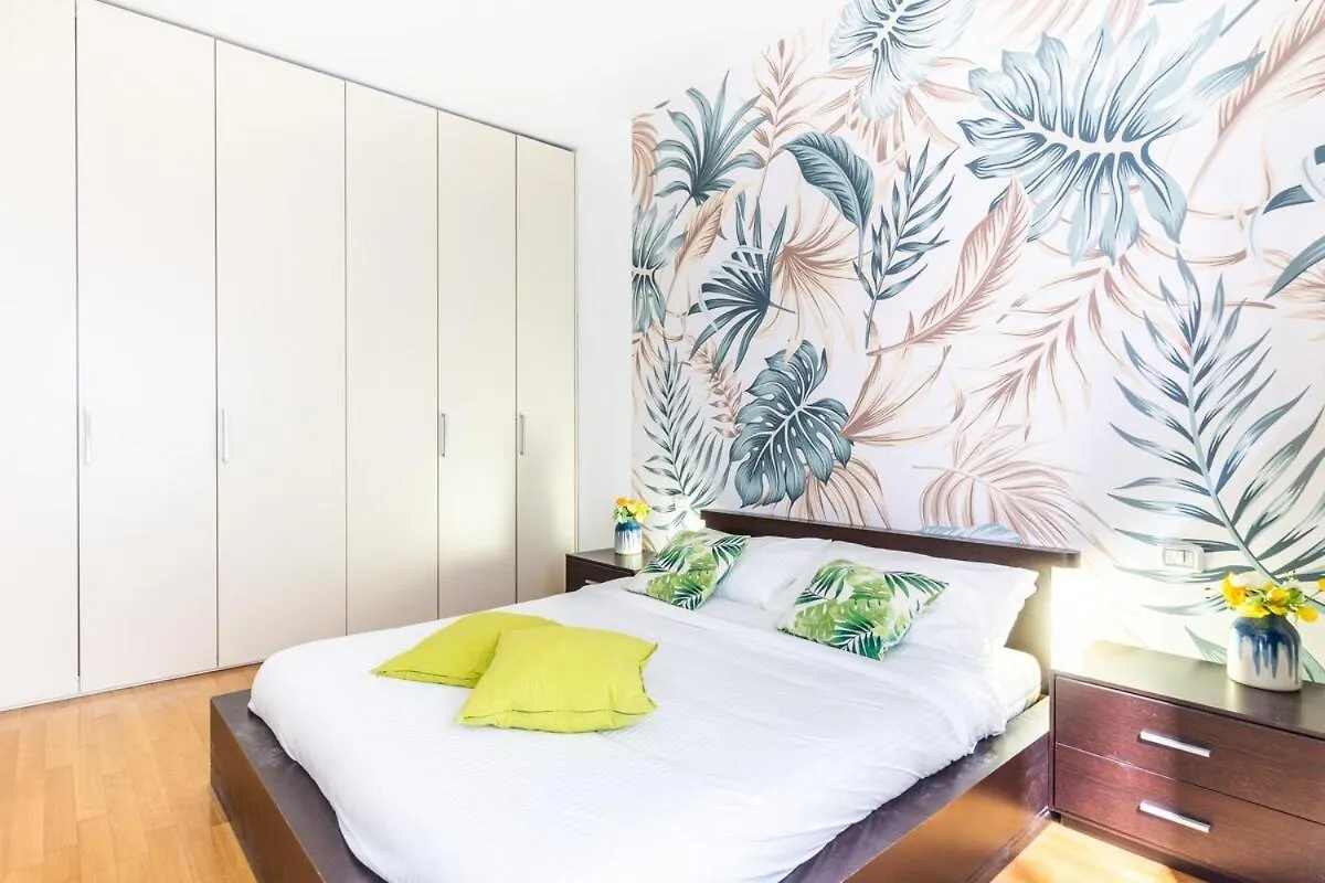 Duomo-Navigli - Design Apartment, Wi-Fi, Netflix ميلان