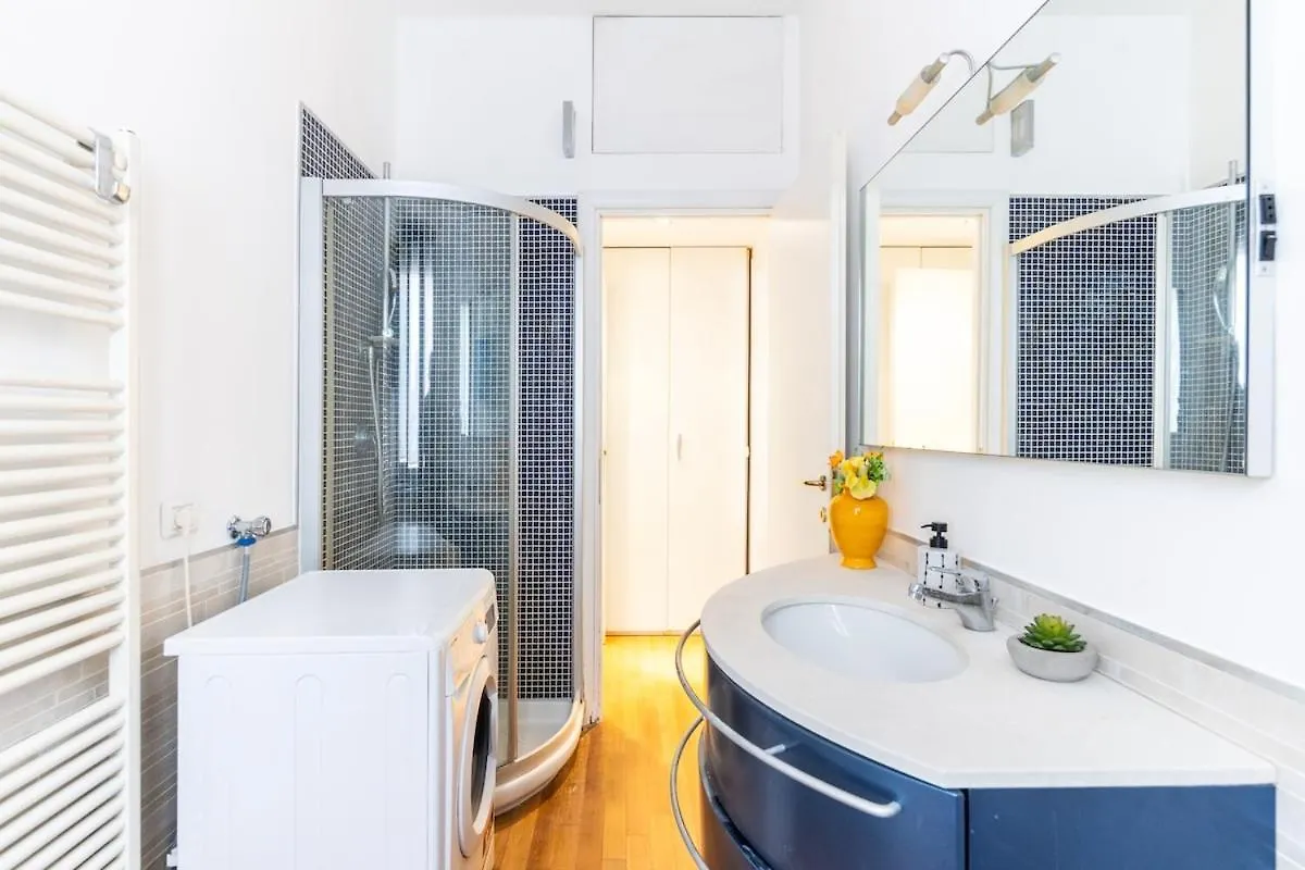 Lägenhet Duomo-Navigli - Design Apartment, Wi-Fi, Netflix Milano